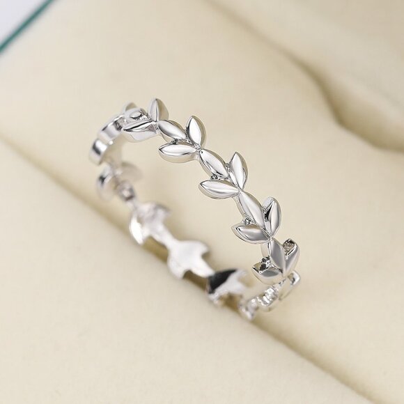 🔥PREMIUM 925 STERLING SILVER DAINTY LEAF ETERNITY BEAUTIFUL RING, K952 - Picture 5 of 5